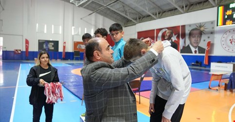 2025-2026 Eğitim-Öğretim Yılı Okul Sporları Yıldızlar Serbest Güreş İl Şampiyonası müsabakaları