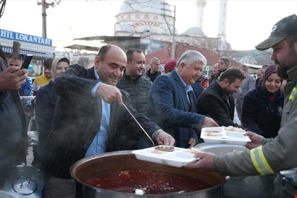 SEYDİKEMER’DE MAHALLE İFTARLARI EŞEN MAHALLESİNDE BAŞLADI